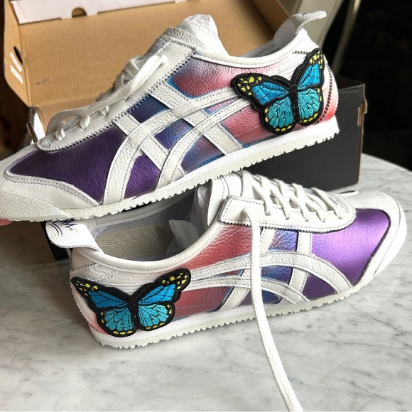 Onitsuka Tiger Limited Edition White Custom Sneakers Womens size 7 NWT - Picture 9 of 10